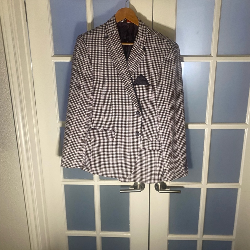 Stylish Linea Uomo Checkered Blazer 46R